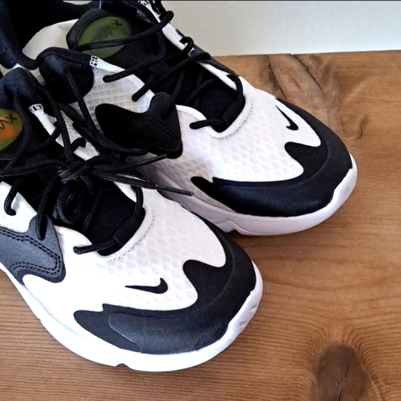 Nike  Air Max size 6.5 Air Max 2X 'White Black'Nike - Picture 4 of 6